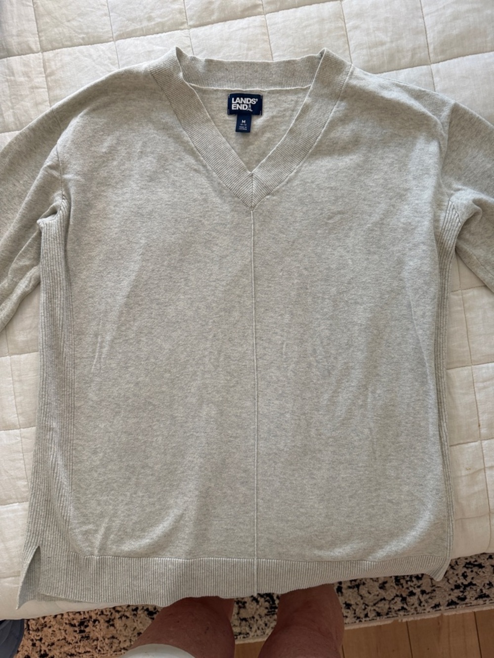 Lands' End Women’s Light Gray V-Neck Sweater, Cotton.  Size Medium (10-12)